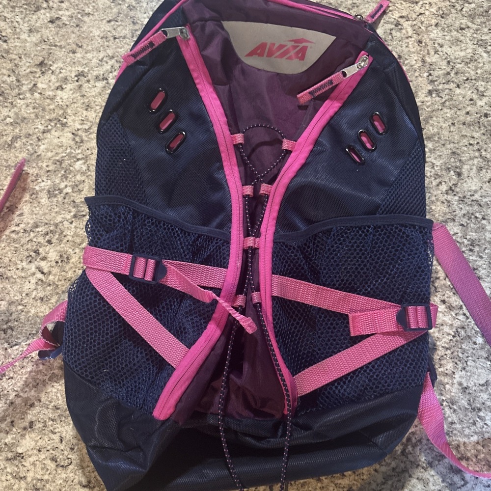 Avia Sport Backpack Navy Blue/ Pink Used Great Condition! Great Backpack! Read
